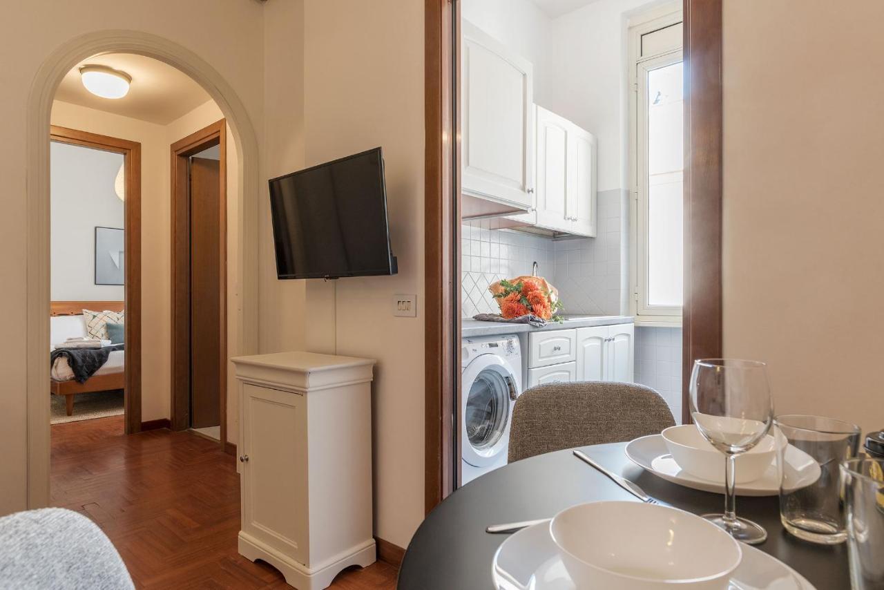 Lively Roma Trastevere Renovated Apartment - FromhometoRom Eksteriør billede