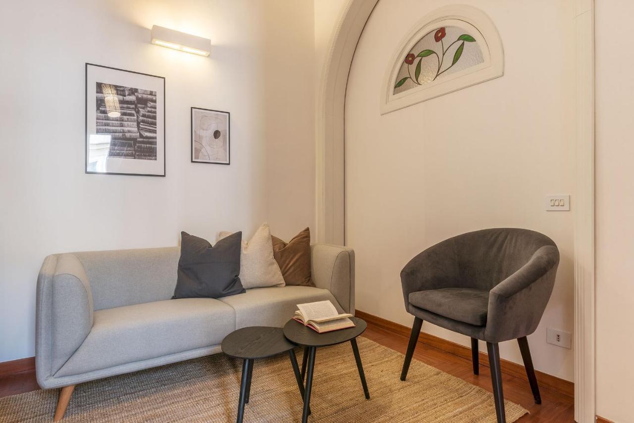 Lively Roma Trastevere Renovated Apartment - FromhometoRom Eksteriør billede